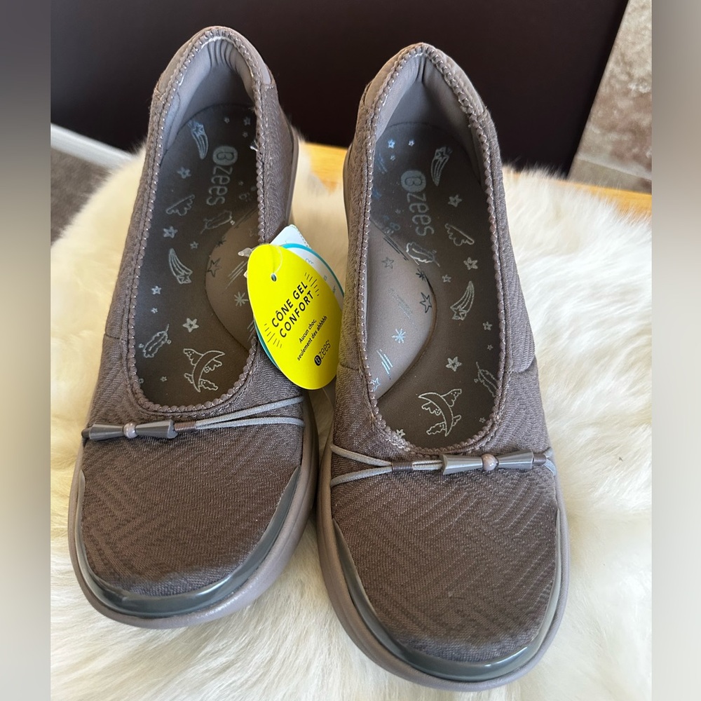 New Bzees Electric Slip-On Comfort Shoes.